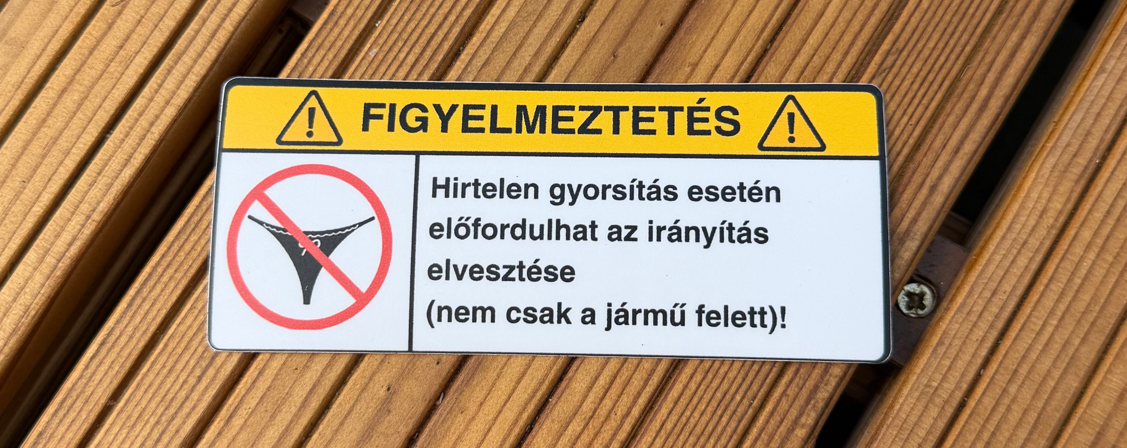 FIGYELMEZTETÉS: Kontrollvesztés