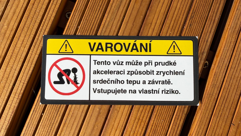 VAROVÁNÍ: Zrychlený tep a závratě